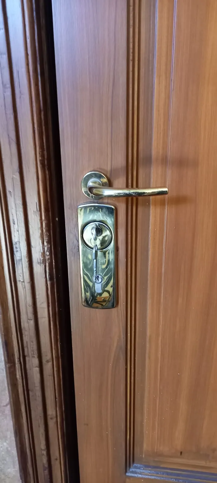 Intervento su serratura e porta blindata
